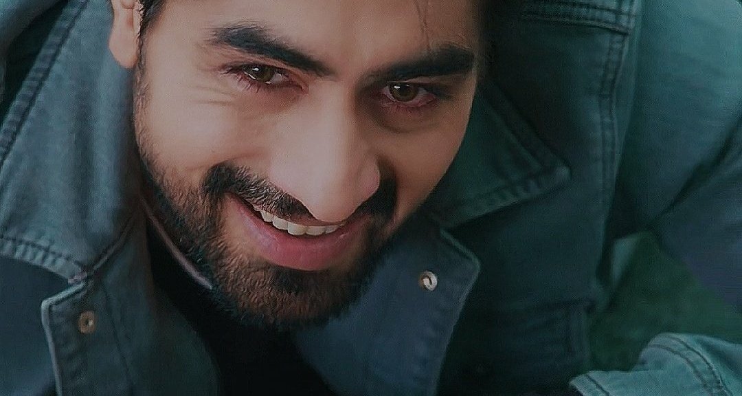 _ZeShad__'s tweet photo. It's been three days I'm crying every morning while watching this man act!! Take a bow #HarshadChopda for the actor you are..  🙌
I'm not at all interested in the story, fl, bgm or track.. just this man crying on my screen  makes my eyes filled with tears..

#yrkkh https://t.co/AYCMV2TTCw