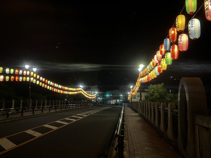 「街灯 夜空」のTwitter画像/イラスト(新着)