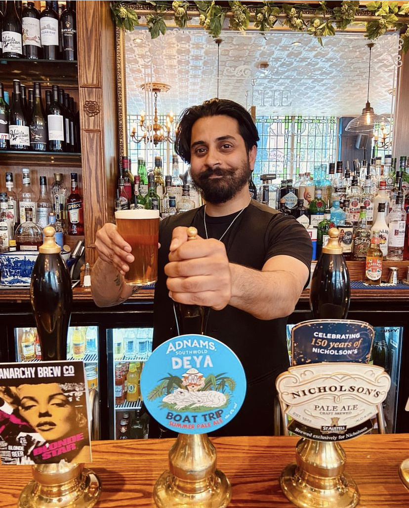 It's #InternationalBeerDay,​ and boy do we know to celebrate 🍻​ ​Grab a mate and a cold, crisp beer,​ let's raise a glass to another year!​ #nicholsonspubs #bestpub #celebrate​ 📸 The Sugar Loaf