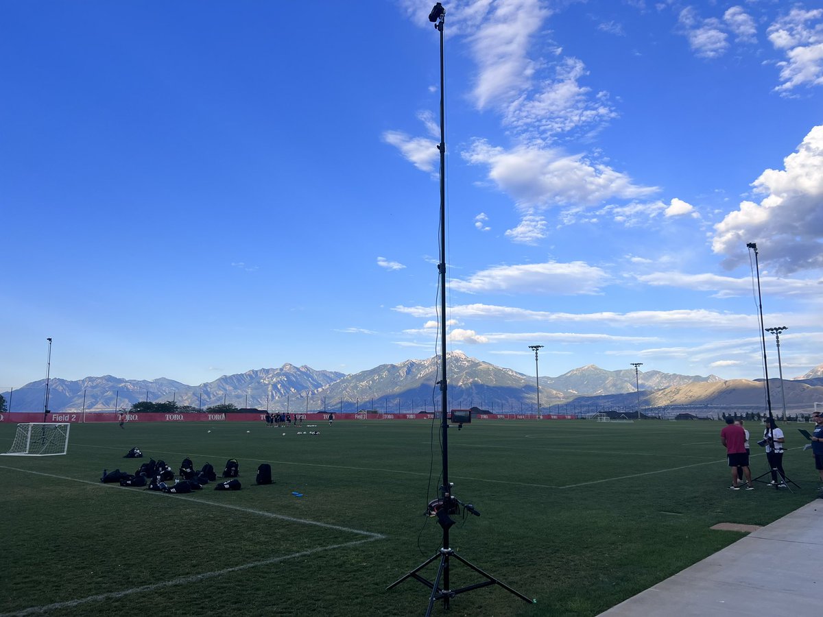 Upper90HQ's tweet image. Great 1st day with @UtahYouthSoccer at the gorgeous @RSLAcademy Facility. 

One of the best backdrops in all of soccer, simply stunning. 

Nothing like a 3 camera 🎥 set up with @DJIGlobal capturing all the audio. 🎙️

#micthatcoach🎙️ #upper90🎥 
#elevateyourgame📈 #filmlife🙏🏻