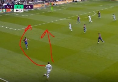cfcvintage_'s tweet photo. Benjamin Fvckin Shitty Chilwell, he needs to leave the club. 

In the 1st pic he was supposed to play it forward but we know what happened next he passed it backwards

In the 2nd pic he went on to post that after we drew in the game

He's our worst player ever https://t.co/AiwMaDrMW8