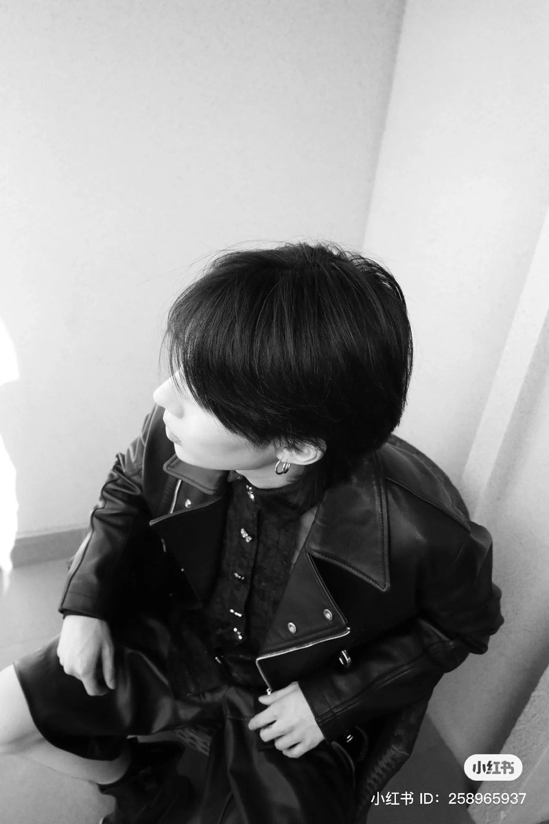 [📸] 230804 奥斯卡ØzcarWang 小红书 Update 

ออสการ์อัพรูปภาพในเสี่ยวหงชู 🌈

©️ xhslink.com/XQyo2s

#OzcarWang 
#奥斯卡ØzcarWang
#ØzcarWang  
#奥斯卡  #ออสการ์
#OscarWanginBKK