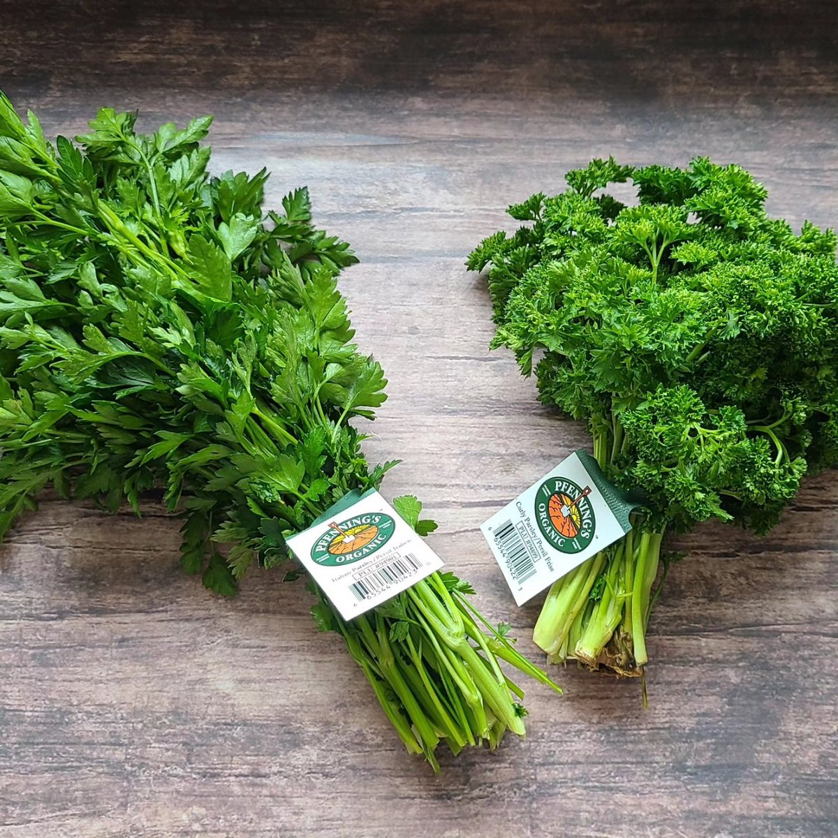 pfenningsfarm's tweet image. Local abundance continues! For this month’s #FindLocalFriday, there is SO much deliciousness to look for at your favourite stores, markets, &amp;amp; food boxes.  You can&apos;t go wrong! Our fields are bursting with colour &amp;amp; goodness!