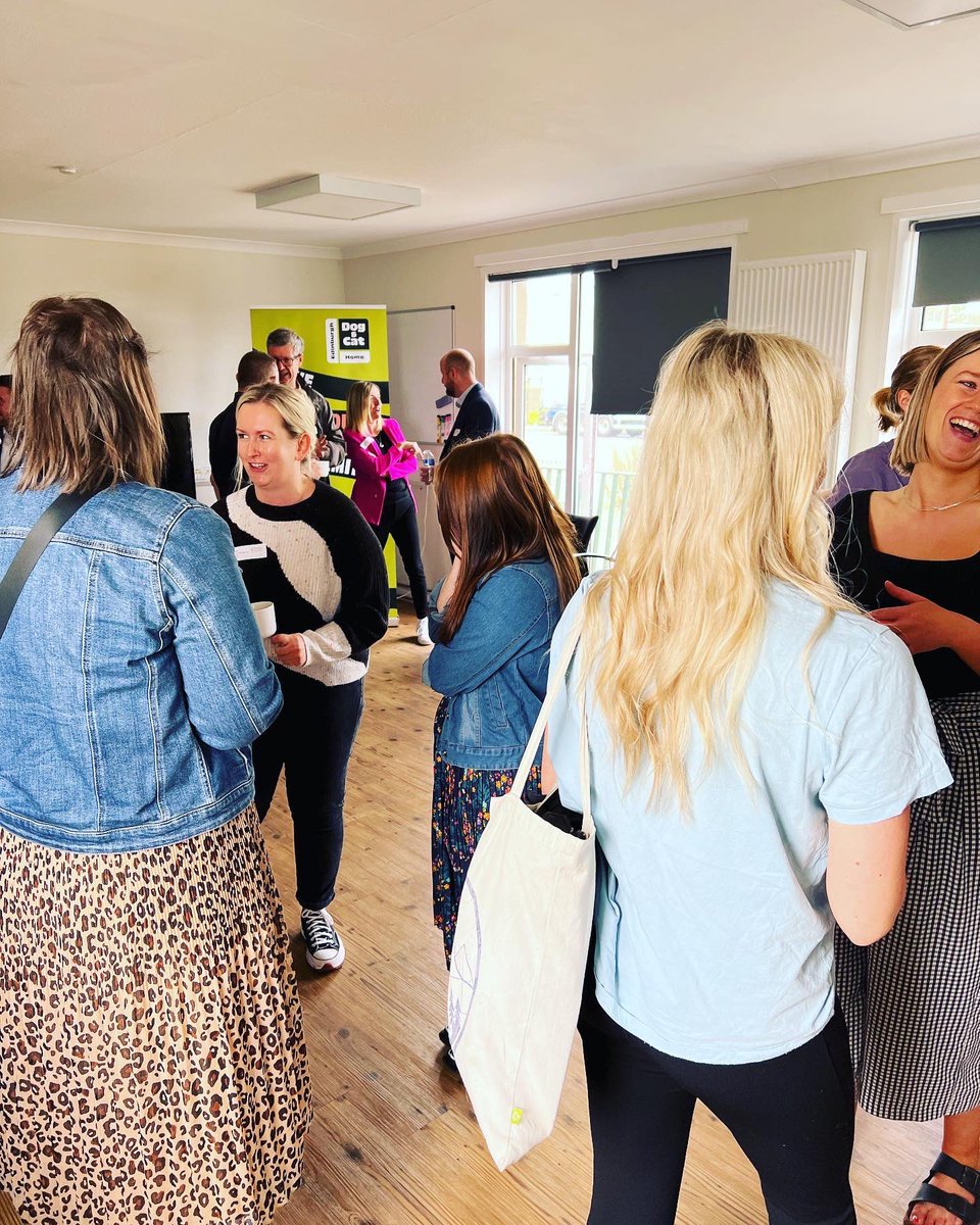 SimpsonJamie_'s tweet image. Fantastic to host @EdinChamber for early start networking event this morning! Talking all things animal welfare, pet poverty and even a dog first aid taster!