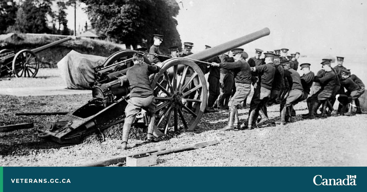 VeteransENG_CA's tweet photo. #OTD in 1914, Canada joined the First World War. More than 650,000 Canadians served in the war. Over 66,000 lost their lives. 

https://t.co/L0CjxfJsuv

#CanadaRemembers

@LibraryArchives https://t.co/EEOwjOY81Y