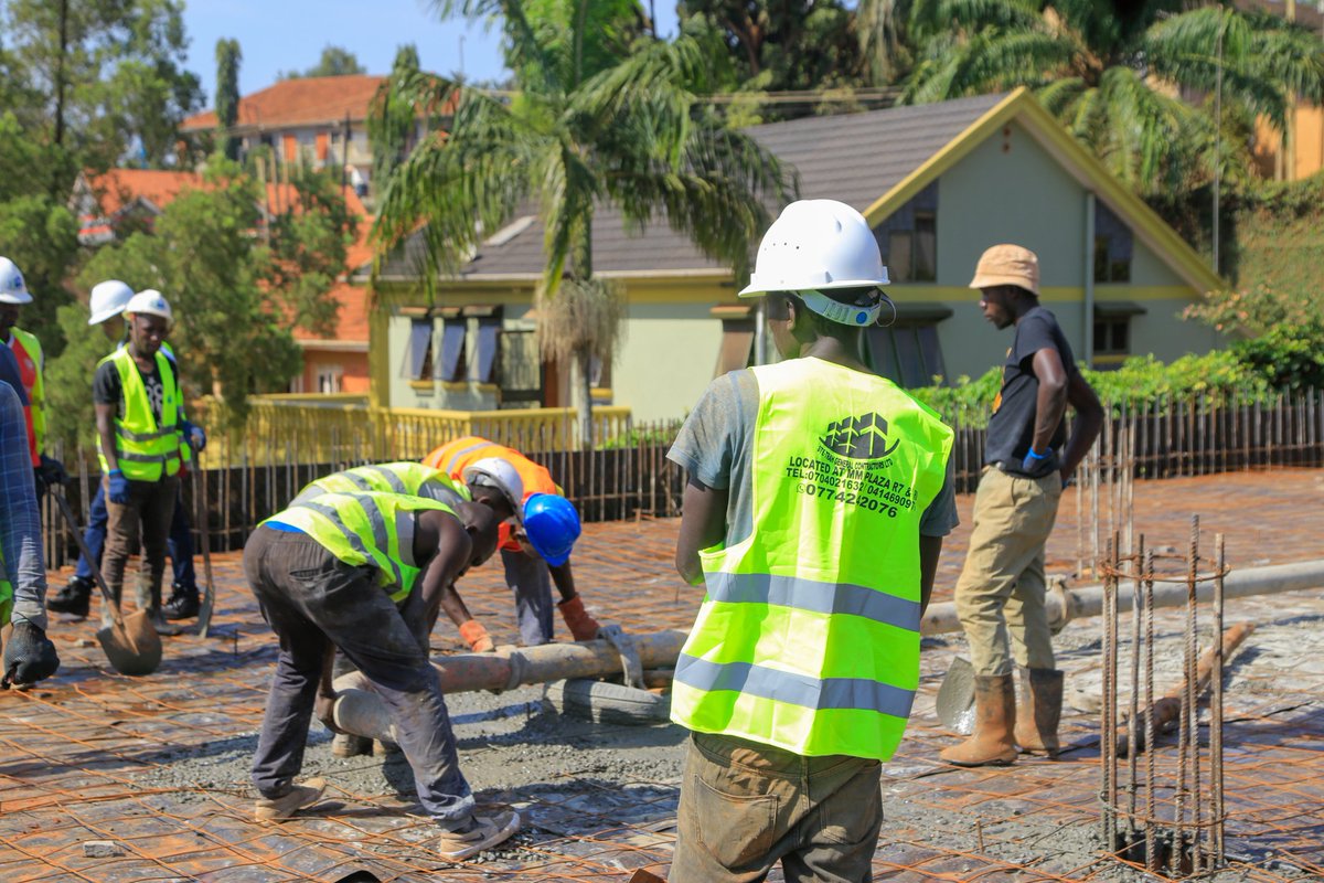 ste_trahGCLtd's tweet photo. We are more than ready to provide you with the best and quality construction services of your choice
#Generalconstruction
#architecturalansstructuraldesigns
#Interiorandexteriorworks
#RemodelingandRenovationworks
#RoadsBridgesandDerainagestorage
https://t.co/WKhqF8Yzov https://t.co/1TFSsxs5QQ