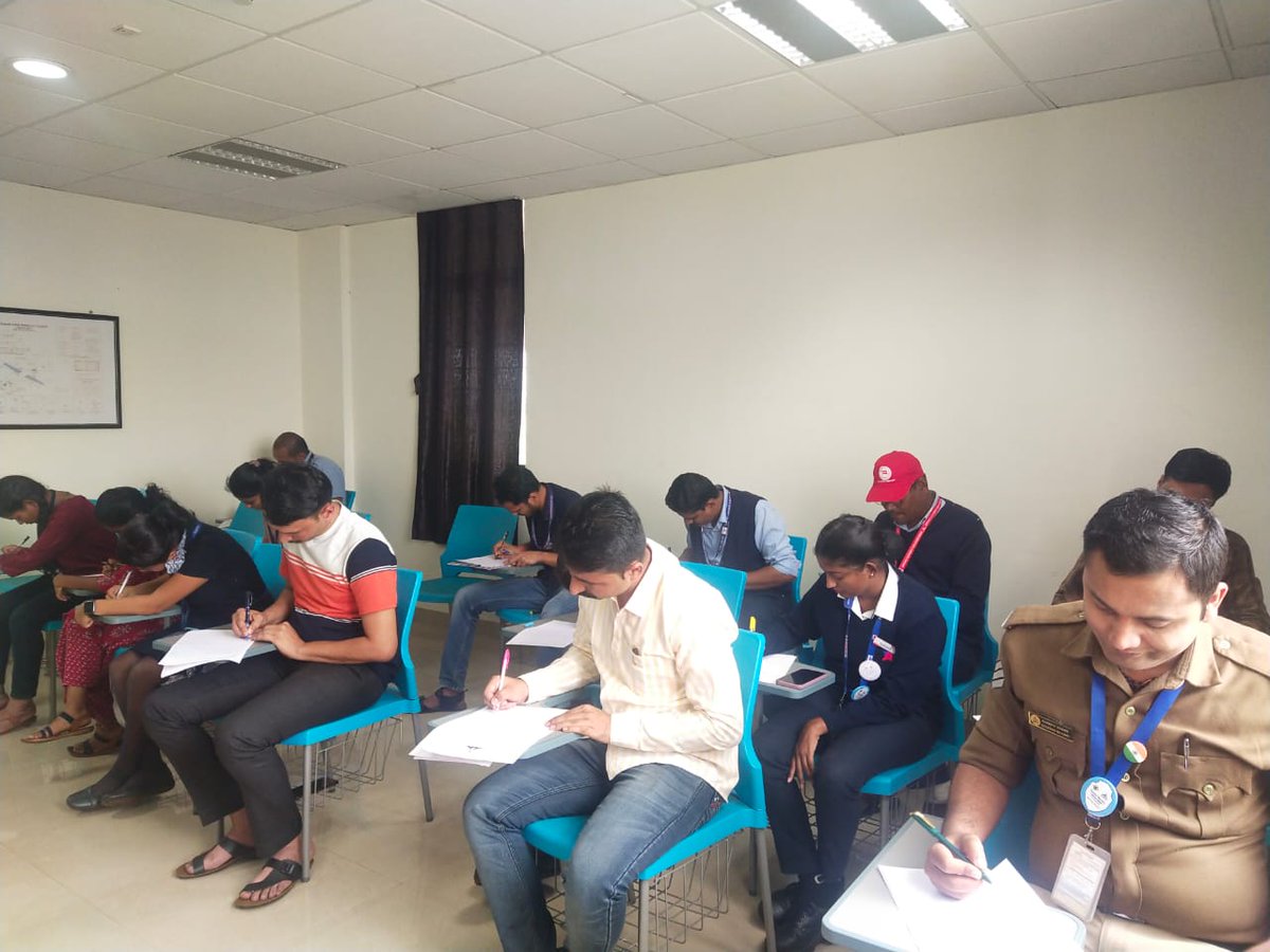 aaiblgairport's tweet photo. As a part #Aviation_Security_Culture_Week celebrations #Essay_Competition was conducted at #Belagavi_Airport .Thank you all the participants for your active participation.
#AAI #BelagaviAirport @AAI_Official @AAIRHQSR @BcasHq @IndiGo6E @OfficialStarAir @MoCA_GoI #KSISF https://t.co/vedfCNQdXS