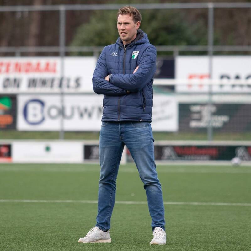 Ook Werner Pluim doet voor de tweede keer mee aan de Masterclass Trainer/Coach!
football2improve.com/1420480_ook-we…
#masterclass #7licentiepunten #3bijeenkomsten #voetbal #ontwikkelen #opleiding #bijscholen #football #UEFA