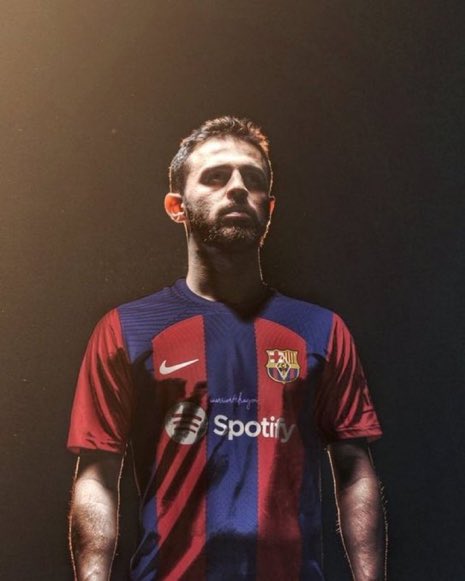 RÁPIDO❗️

¿Confiáis en que Bernardo Silva acabe vistiendo la camiseta del Barça?

❤️ SÍ
🔁 NO