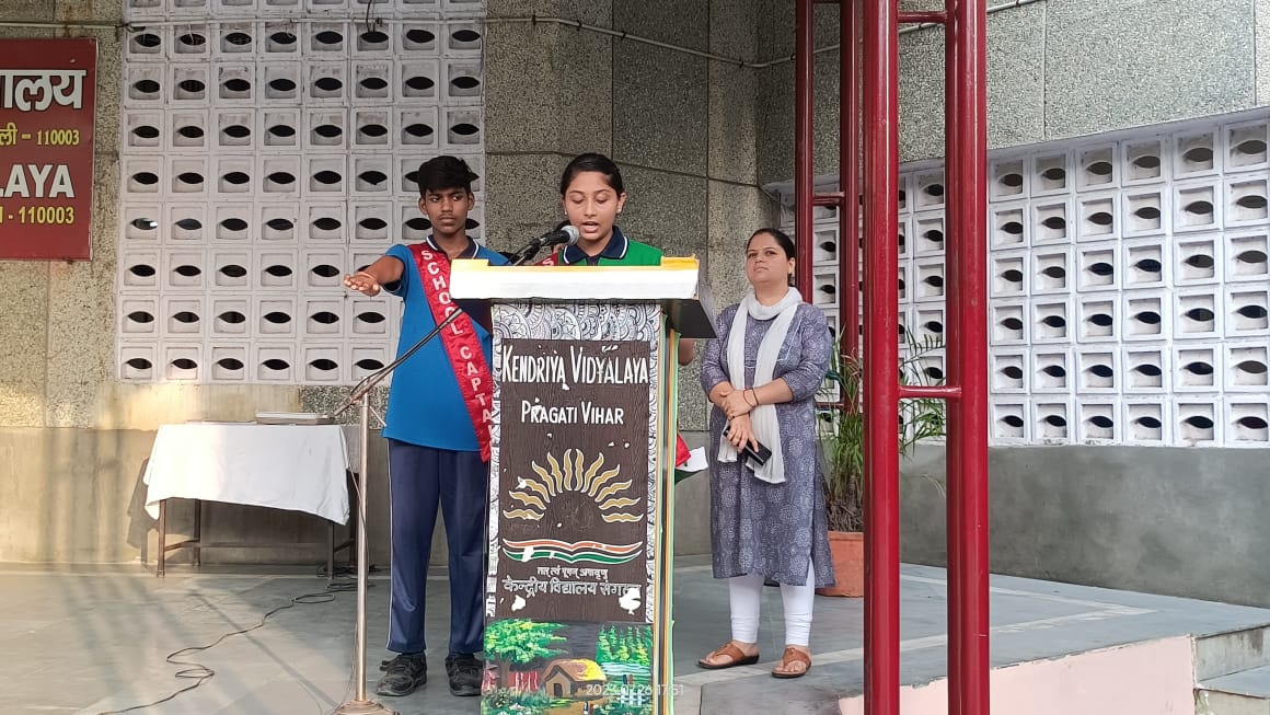 ViharKv's tweet photo. STUDENTS COUNCIL OF K.V. PRAGATI VIHAR SHIFT-2
𝒜𝐿𝒲𝒜𝒴𝒮 𝑅𝐸𝒜𝒟𝒴 𝒯𝒪 𝐿𝐸𝒜𝒟............... https://t.co/UnO3bg06U1