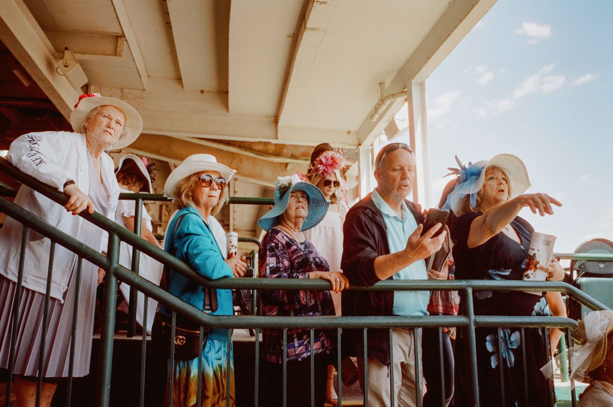 Leica_UK's tweet photo. Spending a day at the races for #FilmWeek with photographer Joe Greer 🎞️ 

"So many well-dressed and uniquely beautiful people everywhere I looked. There was an incredible amount of emotion knowing that in a split second, these people would either lose money or win it."

#LeicaMP https://t.co/22RhFZyqYU