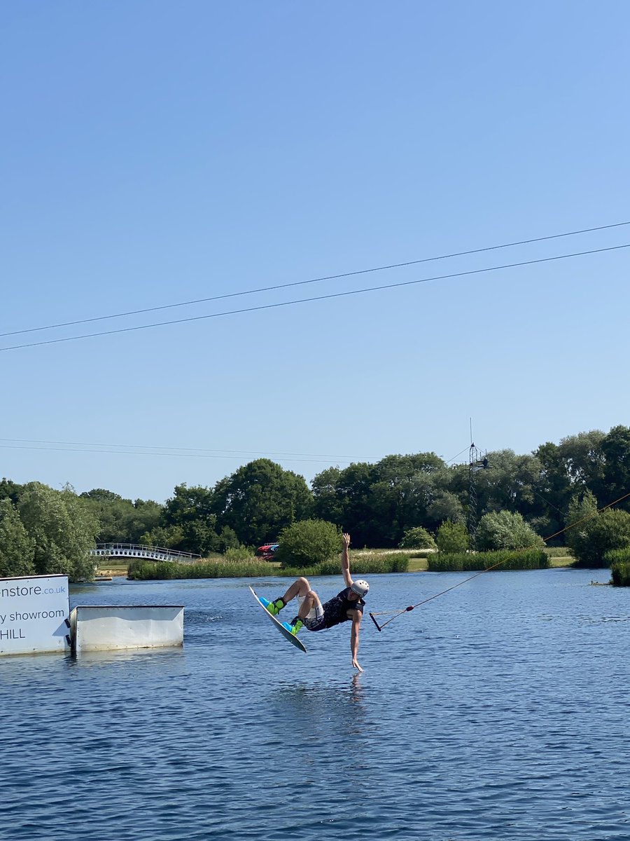 7 (Trg) Regt AAC tweet media