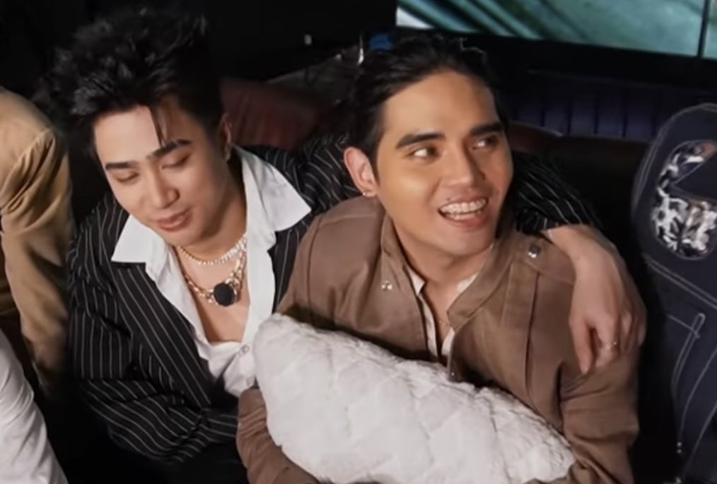 luna_tismo's tweet photo. iba yung kyotness/closeness ng sejosh eversince pagtatag started —clingy josh towards pablo is so adorbs ❥

#SB19 @SB19Official 
#SB19PAGTATAGMediaLaunch https://t.co/MJlozgdGhW