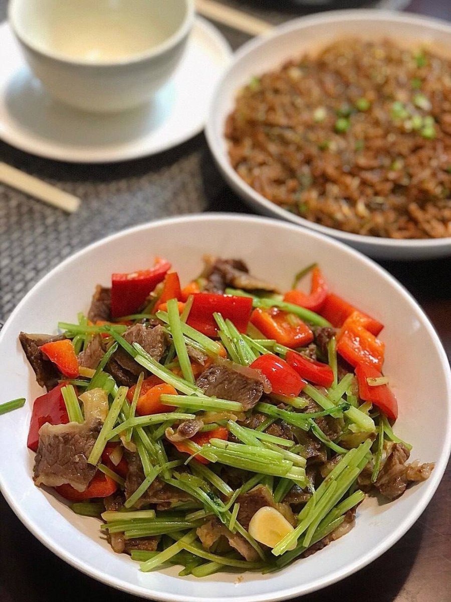 emilyhowex3's tweet photo. miss asian food😋😋😋 https://t.co/0r1ldTZsKQ