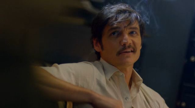 DISCOROBAK's tweet photo. i love narcos https://t.co/NvCHmDr96J