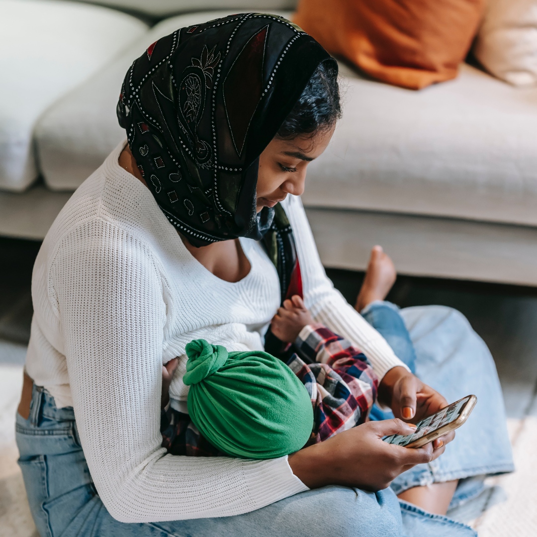 Ensure your company has a comprehensive breastfeeding policy by checking out our quick guide: static1.squarespace.com/static/5e72030…®+Breastfeeding+Policy+Guide+.pdf #worldbreastfeedingweek #workingmums #breastfeeding #inclusion #equality #wellbeingatwork #esg