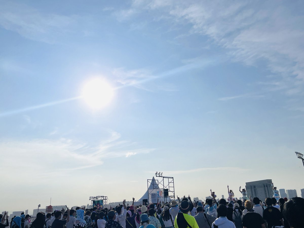 tws_staff's tweet photo. #TIF2023 SKY STAGE
ありがとうございました☁️!!

#わーすたセトリ
M1:タピオカミルクティー
M2:詠み人知らずの青春歌
M3:最上級ぱらどっくす

明日は14:55～
HOT STAGE出演します🐱
#わーすた #wasuta https://t.co/PZ0w9ionsR