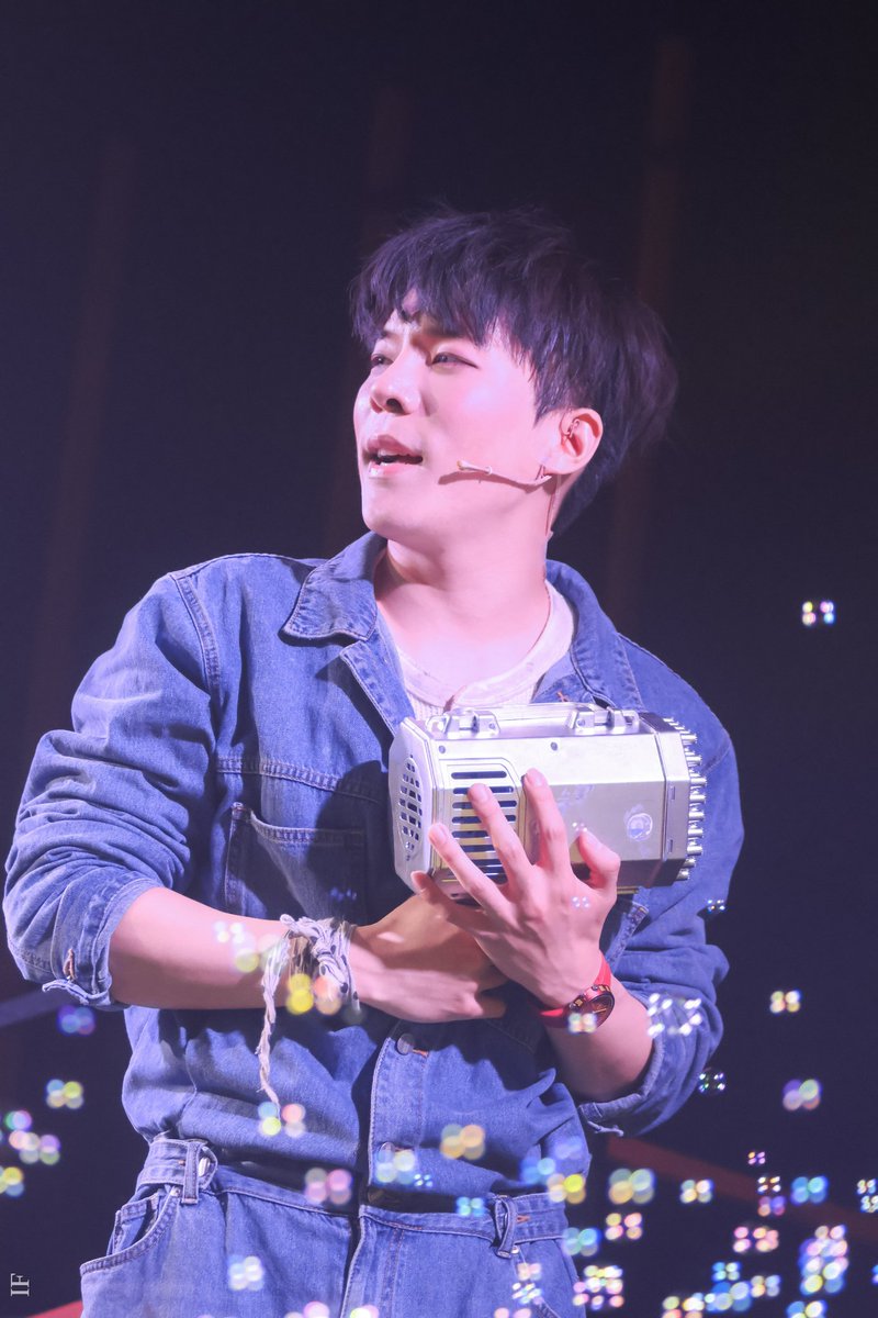 2023년 8월 4일,

뮤지컬 배우 김태형의 데뷔 100일을 축하하며💙

2023년 4월 27일 98퍼센트부터 
2023년 9월 15일까지 트레드밀, 

그리고 무궁무진하게 남은 앞으로의 시간,
앞으로가 더 잘할거고 더 빛날 김태형💙