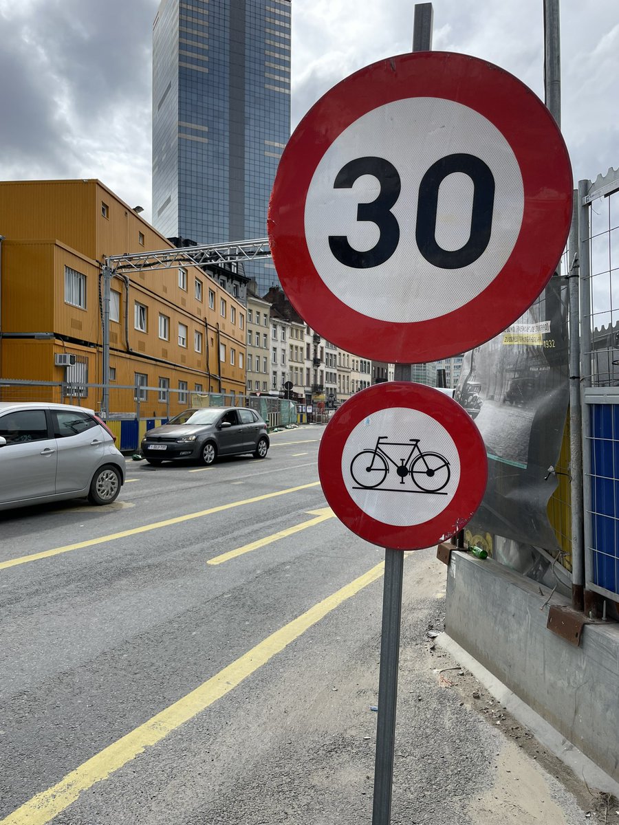 edredondeikea's tweet image. L’incohérence 🥺 #bxl