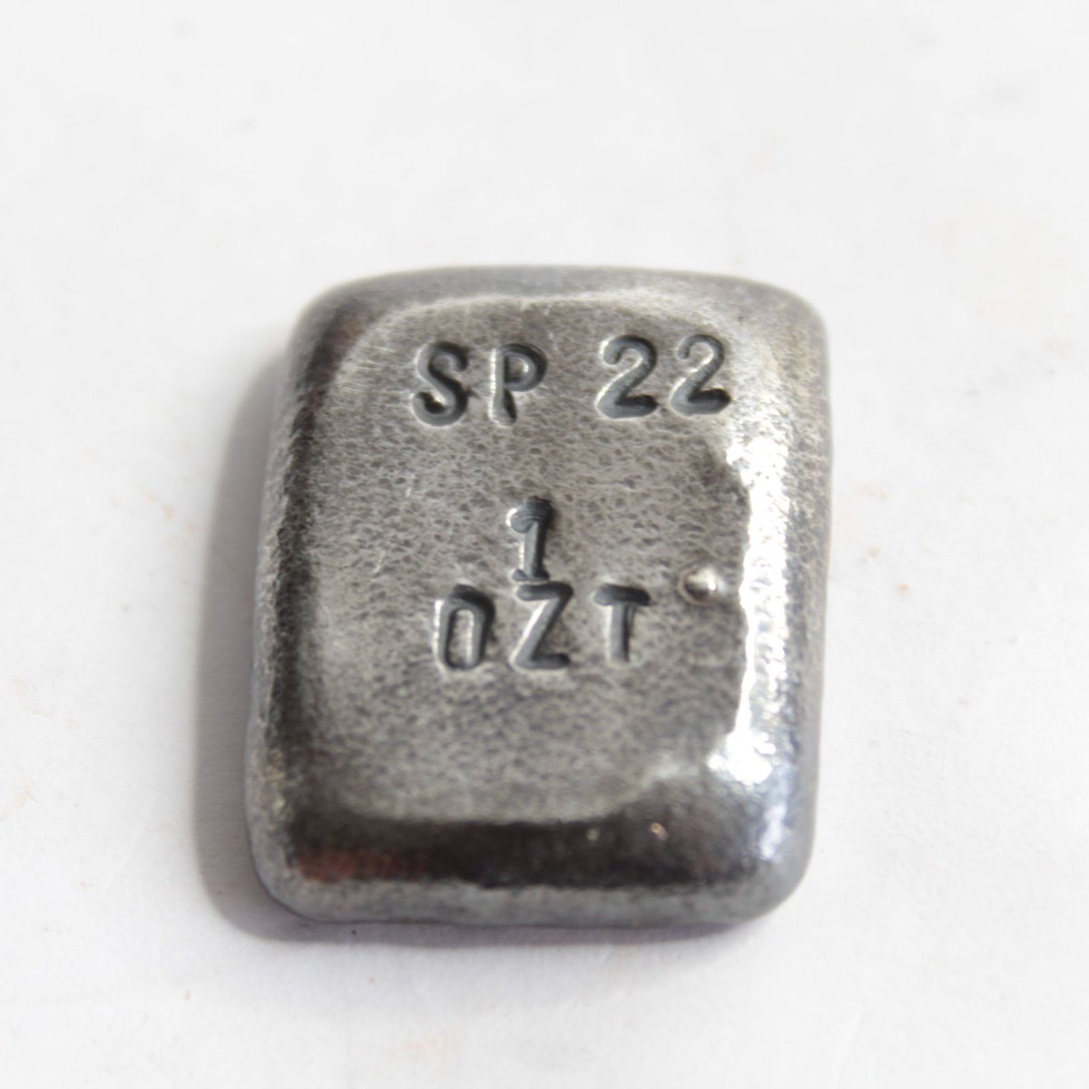 silverpunkpour's tweet photo. Doubling the Danger
Crafting 1 ozt Skull & Crossbones Stacker Bars
#SilverBullion #SilverArt #HandPouredSilver #999Silver #BullionArt #BullionCollection #SilverCasting #FineSilver #SilverPouring #BullionCommunity #SilverSmithing #SilverStacking #skulls #stacking #skullart https://t.co/ZFQ1yAoIl1