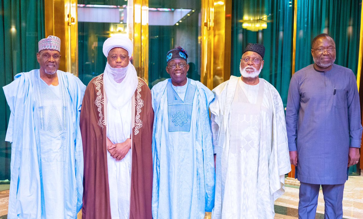 GbengaGOLD's tweet photo. I'm very happy that the Sultan of Sokoto and ECOWAS are collaborating on the crisis in Niger. We must continue to build bridges for peace! #PartnersForPeace #ECOWASforStability https://t.co/BnKRt3NQIj