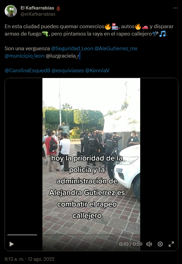 elKafkarrabias's tweet photo. ⬅️Cuando rapeas para @AleGutierrez_mx te ganas $6000 💸
➡️Cuando rapeas para @Seguridad_Leon te ganas unos macanazos👮
#codigoUrbano
@Leon_Joven https://t.co/dYLxHQHGIk