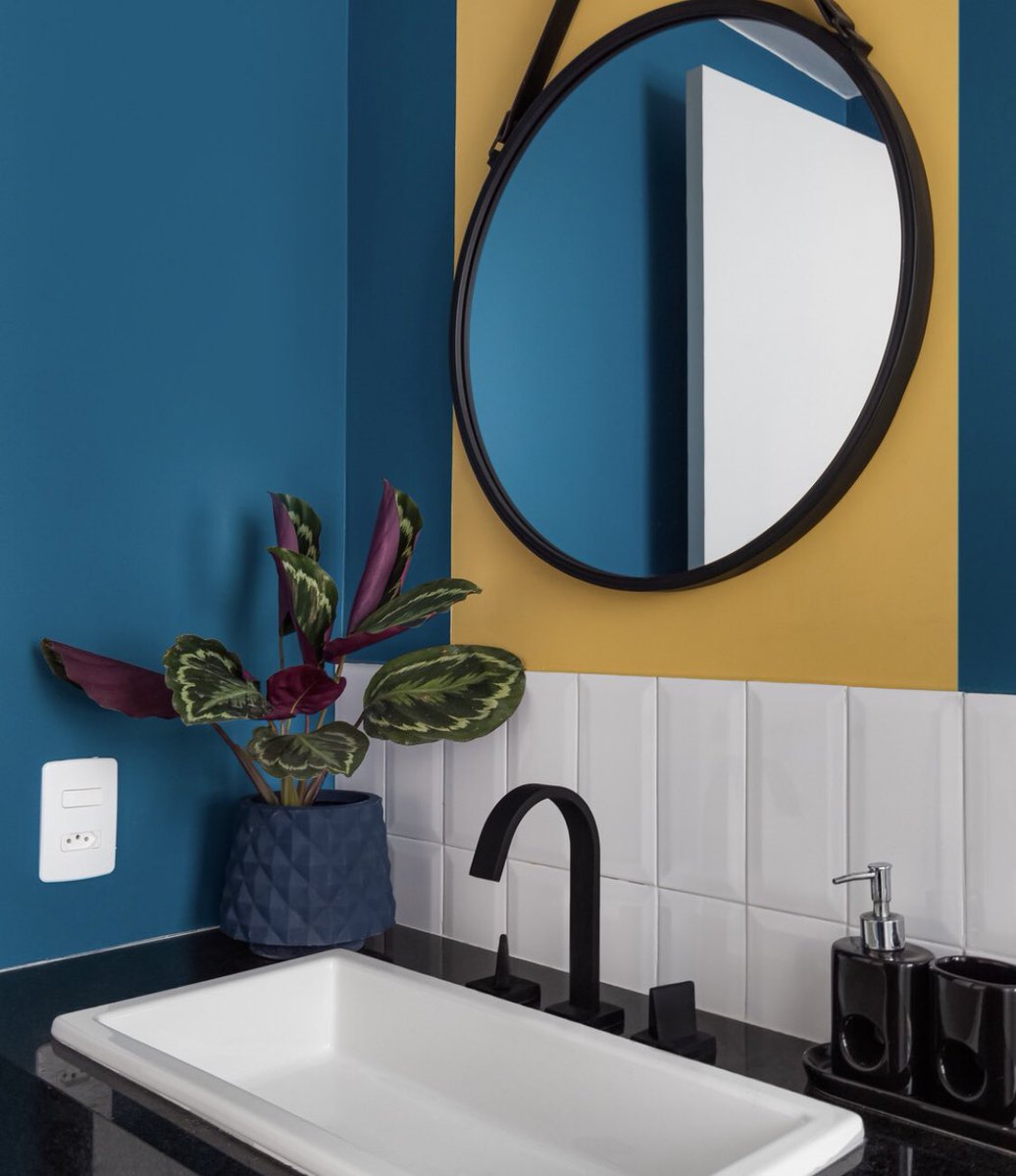 ZolaInterior's tweet photo. @wekesa_amos @MUBIRUFredJr @ZolaInterior , We provides services and consultation on how to settle sattle /calm colour paint both interior and exterior, furniture designs concepts and more ……….Home . Apartment. Cottages . Office space setups . inquiries call +256700829089 https://t.co/7EwVbXHlSY