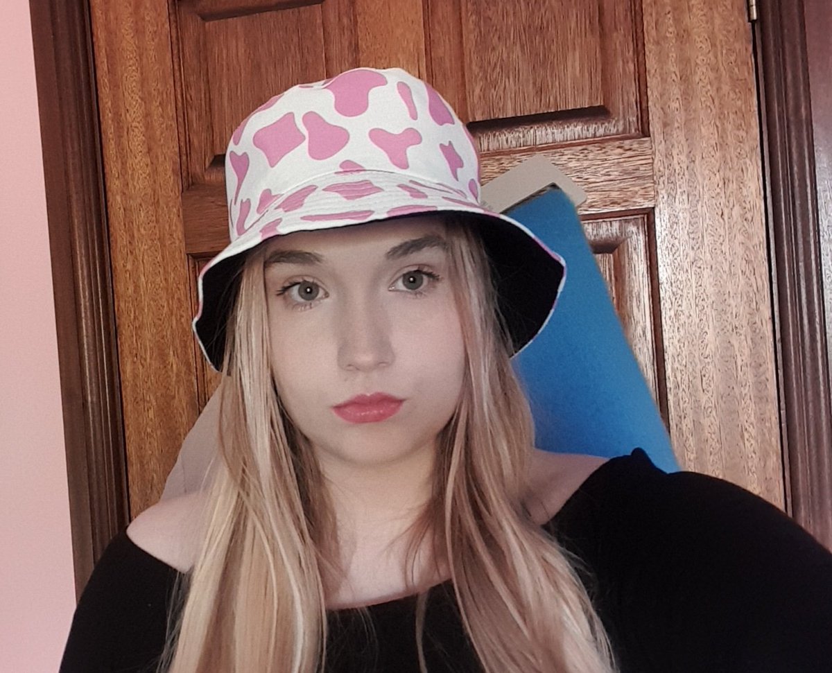 Bucket hats >>>>