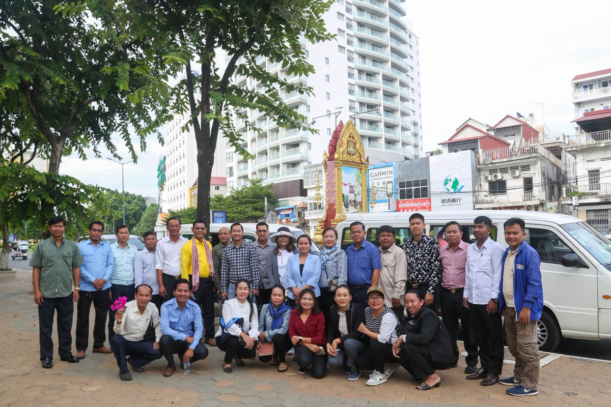 WaterAidCam's tweet photo. On August 3rd, 2023, a delegation consisting of representatives from the Department of Rural Development, WASH focal persons from Kratie, Ratanakiri, Preah Vihear provinces, as well as members from Plan International and WaterAid, visited Khsach Kandal district in Kandal province https://t.co/G6LFe9J4cS