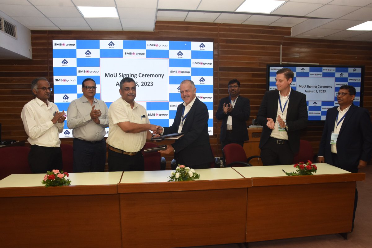 .@SAILsteel is steadily working on reducing its #CarbonFootprints. Towards this it has signed a landmark MoU with Germany's SMS Group aimed at promoting  decarbonisation technology in steelmaking processes. This will help contribute significantly to the reduction of carbon