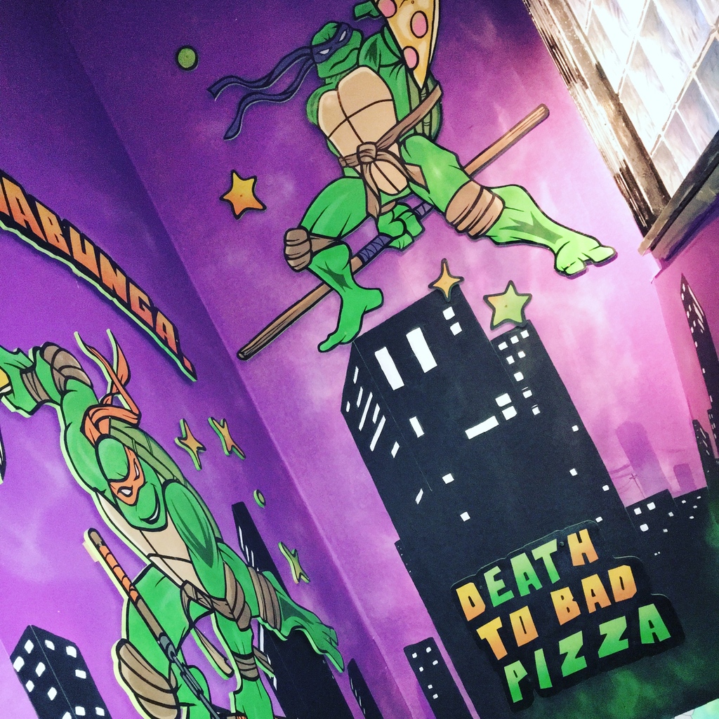 For anyone heading to see the new #TeenageMutantNinjaTurtle Movie, there's only one place in town you should be stopping to get that post film #Pizza fix!! #SuedeBar #OriginalAndStillTheBest 🍕