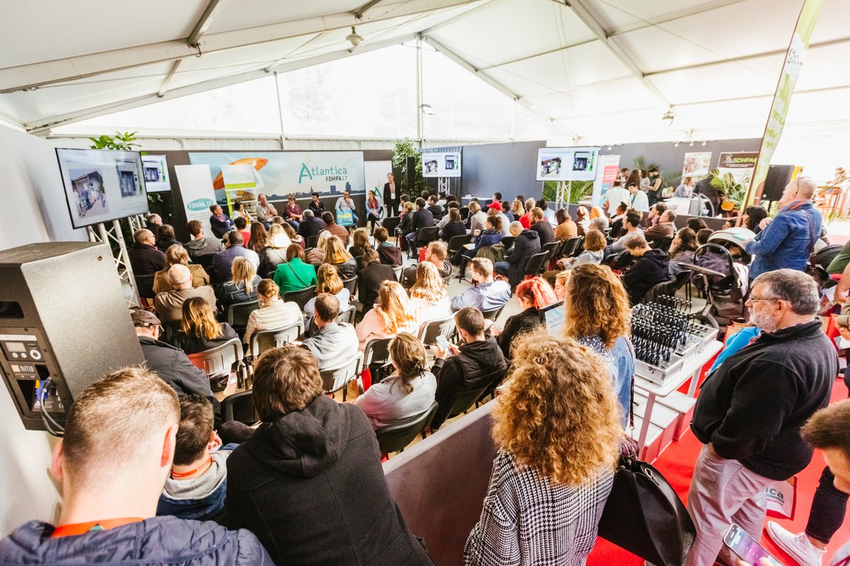 C'est  la nouveauté en 2023 : le salon Atlantica réintègre son Espace Forum au cœur de l'exposition, après une année "test" dans le Dôme.
Les premières conférences sont également dévoilées pour cette nouvelle édition. 
bit.ly/3KspYJL