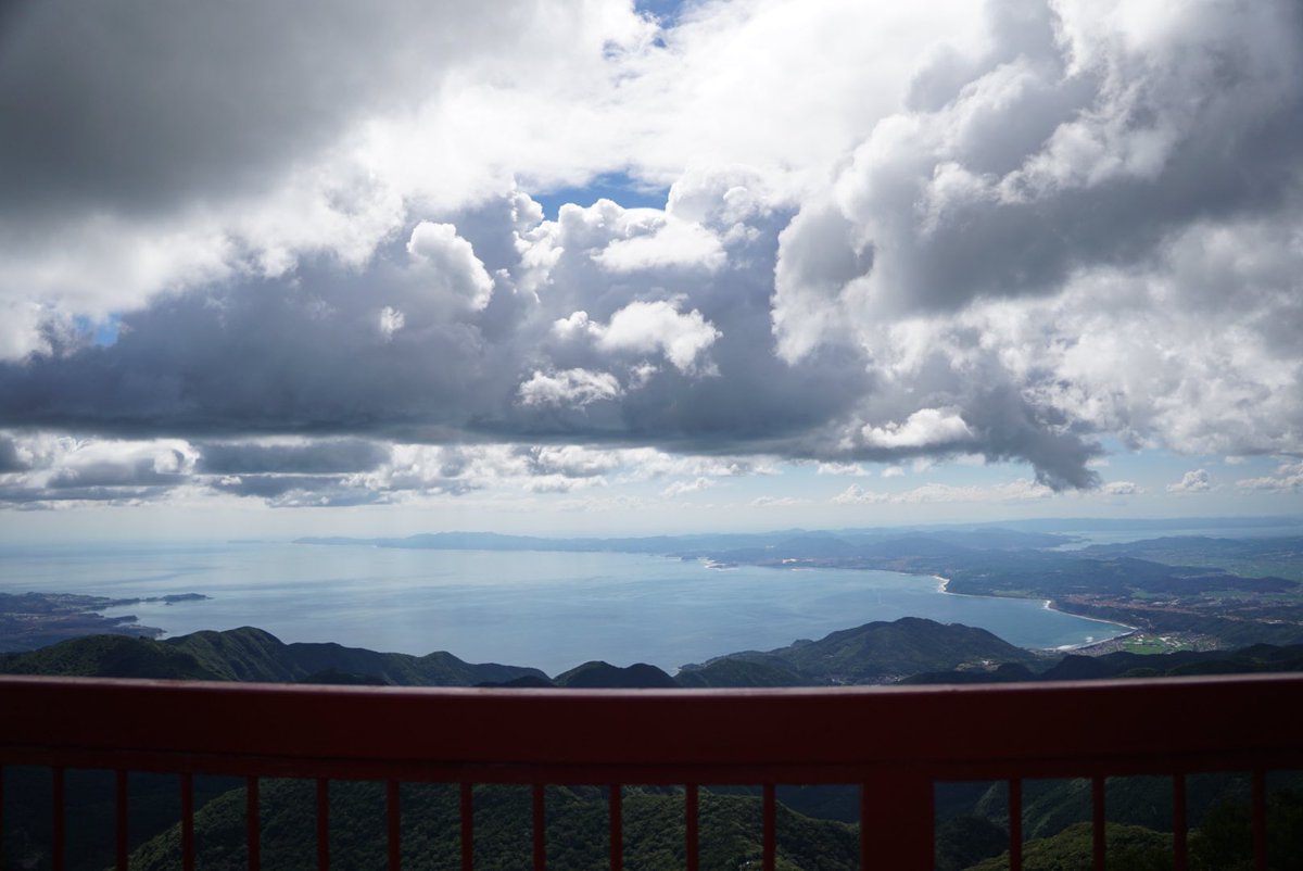 goofic13's tweet photo. If only I can touch the clouds.
#photography #ファインダー越しの私の世界 #a6300 #worldthroughmylens https://t.co/yzPqwGqoMI