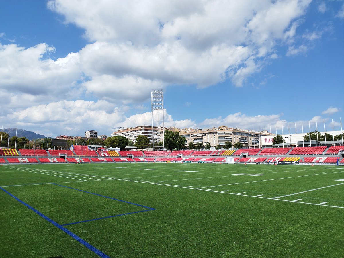 BenjaminCaumeil's tweet photo. 📆WEEK 9 at ✈️🇪🇦 against @Dragons_BCN 🐉

Win ! Everybody get playing time 💯 ! So proud of Wadjihe &amp; Max for their INT🏈. Now we rest and go for bye week 😴

Next week 💤 for @parismusketeers 🇨🇵

#Musketeers #PARatBCN https://t.co/YjSRnxEYJf