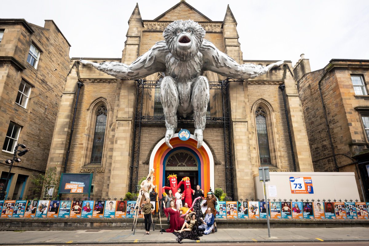 houseofoz_arts's tweet photo. We're officially open and can't wait to welcome everyone into #houseofoz this #edfringe. We've got incredible Australian talent, delicious eats, places to hang with loved ones and a Skywalker Gibbon. All artist and @edfringe passes are welcome. 📷 Jess Shurte https://t.co/fEfMOhRiO2