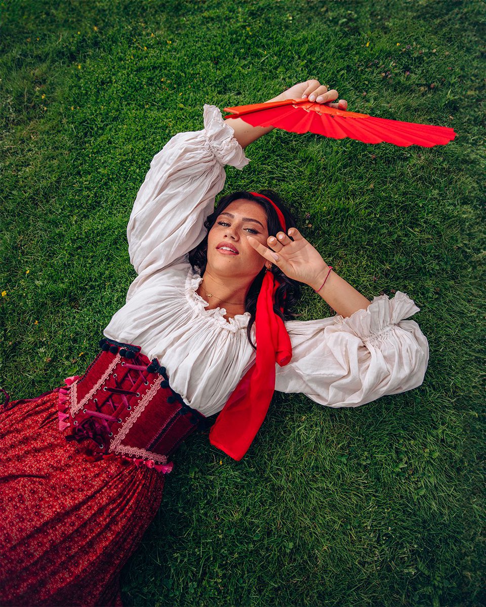 ArthurAumond's tweet photo. Rose THR 💃🏻☀️
•
Pour @PuyduFou / Rose THR 📸 https://t.co/wWwHBNwiwW