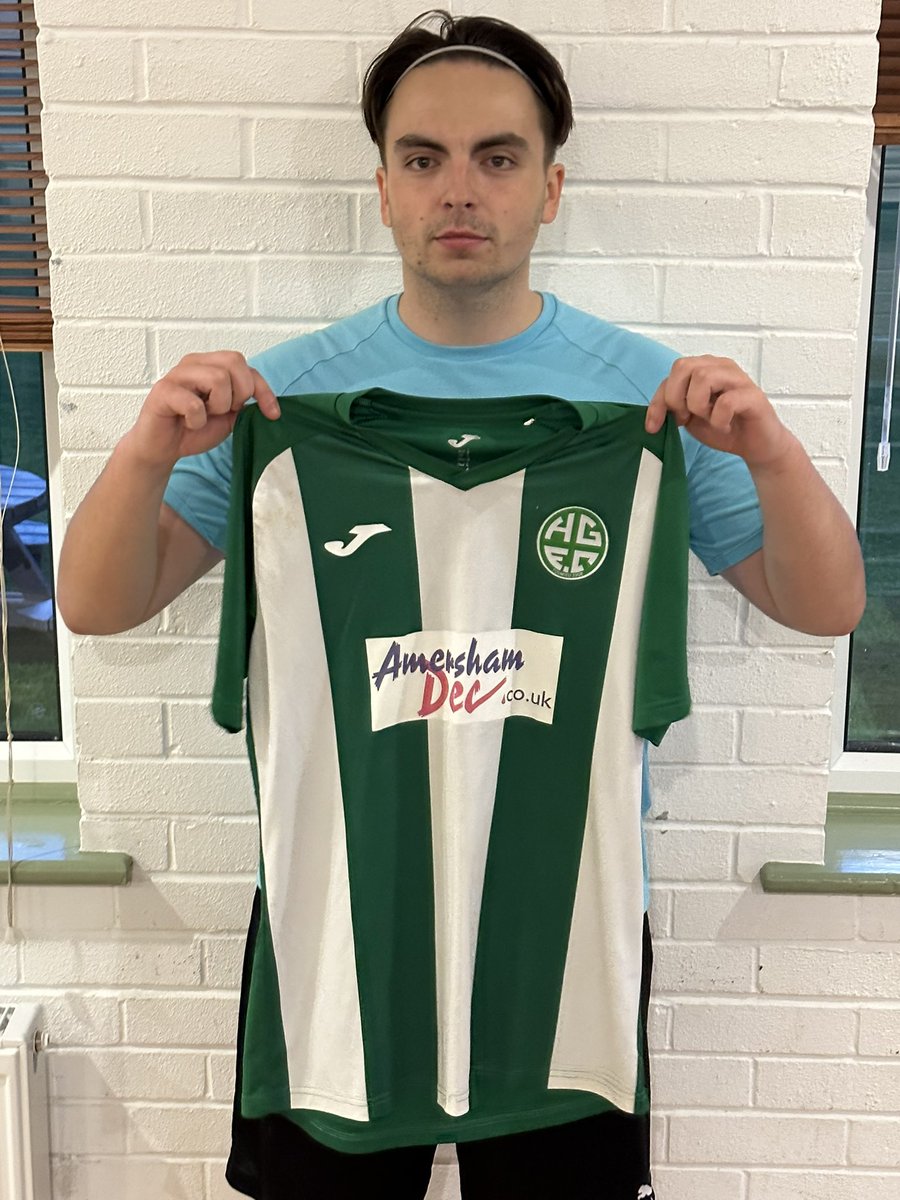 HolmerGreenFC_'s tweet photo. 🚨 Club Announcement 🚨

📝 Player Signing 📝

We would like to welcome back our third signing to the club @ben_hodges16 

@ben_hodges16 has previously played for @AscotUnitedFC 

#UpTheGreens https://t.co/YXWPO7CkeD