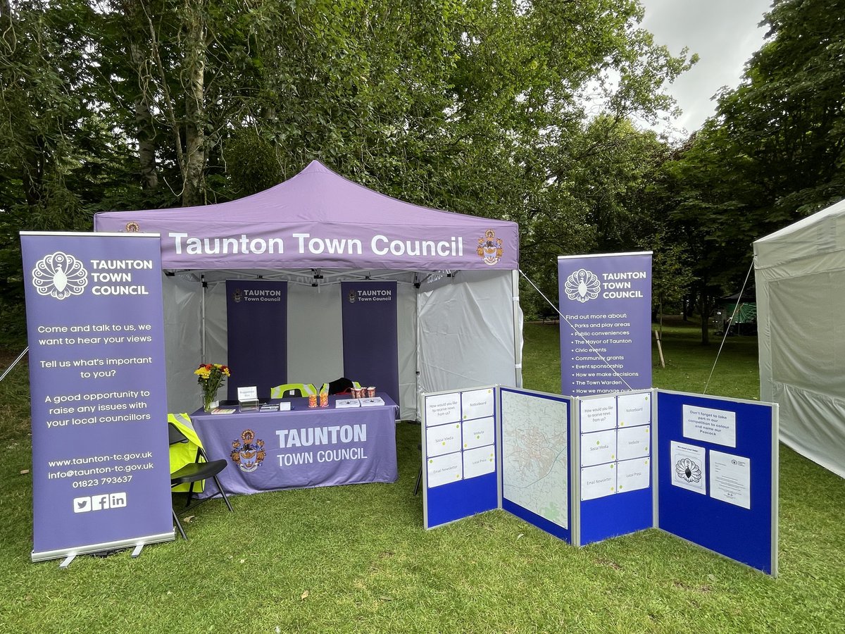 We're all setup in the Artisan Village at Taunton Flower Show, if you're in Vivary Park pop by and say hello! 👋🌻🌹#ThisIsTaunton #LoveParksWeek