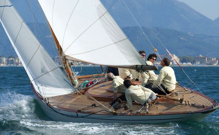 NauticaReport's tweet image. Bamba, 1927
nauticareport.it/dettnews/barch…
#Bamba #sloopMarconi #francescogiovannelli #baglietto #veledepoca #barchedepoca #vintageyacht