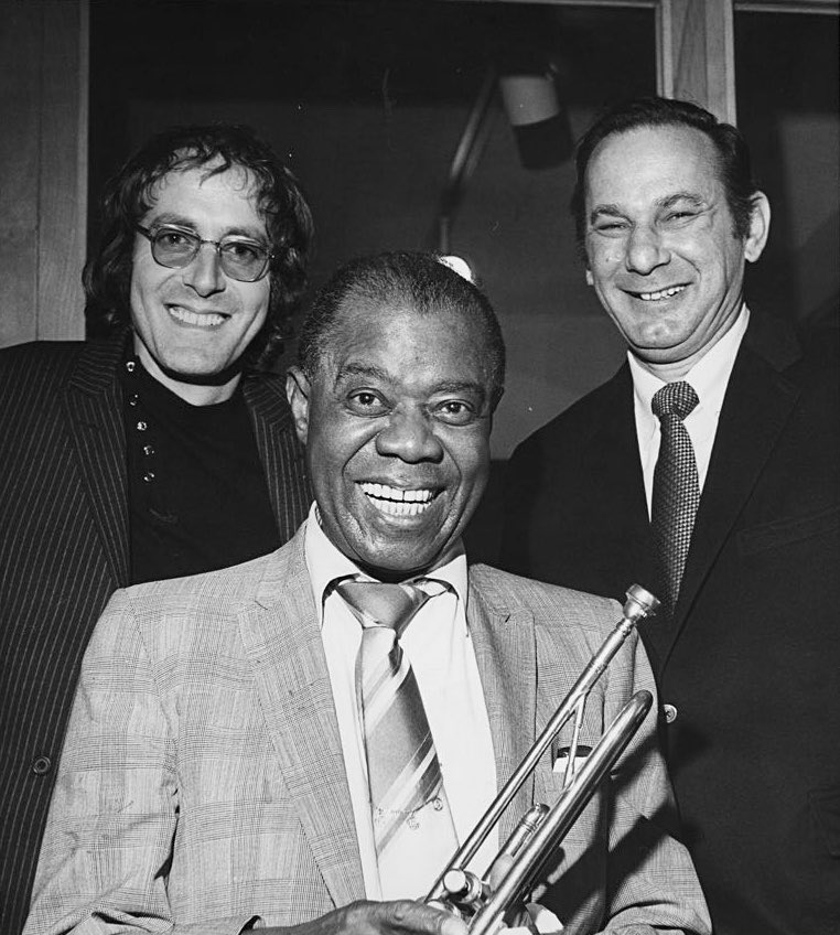 Remembering today #LouisArmstrong #BOTD in 1901 in New Orleans photographed here with composer John Barry & lyricist Hal David at the recording of “We Have All The Time In The World” from the #JamesBond film “ON HER MAJESTY’S SECRET SERVICE” 28 October 1969, New York