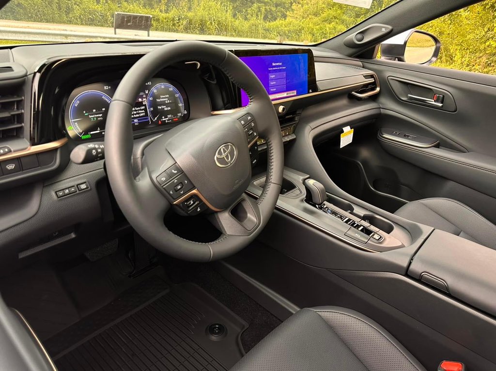 LogisticsKeen's tweet image. The New 2023 Toyota Crown