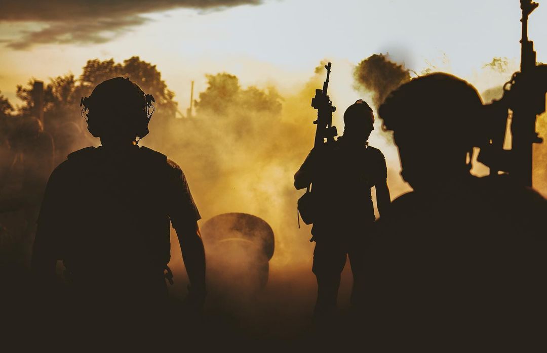 ZelenskyyUa's tweet image. Ukraine is one of those states that knows how to fight and knows how to win. Ukraine will defend itself in this war and regain everything that belongs to it but is temporarily controlled by the occupiers.