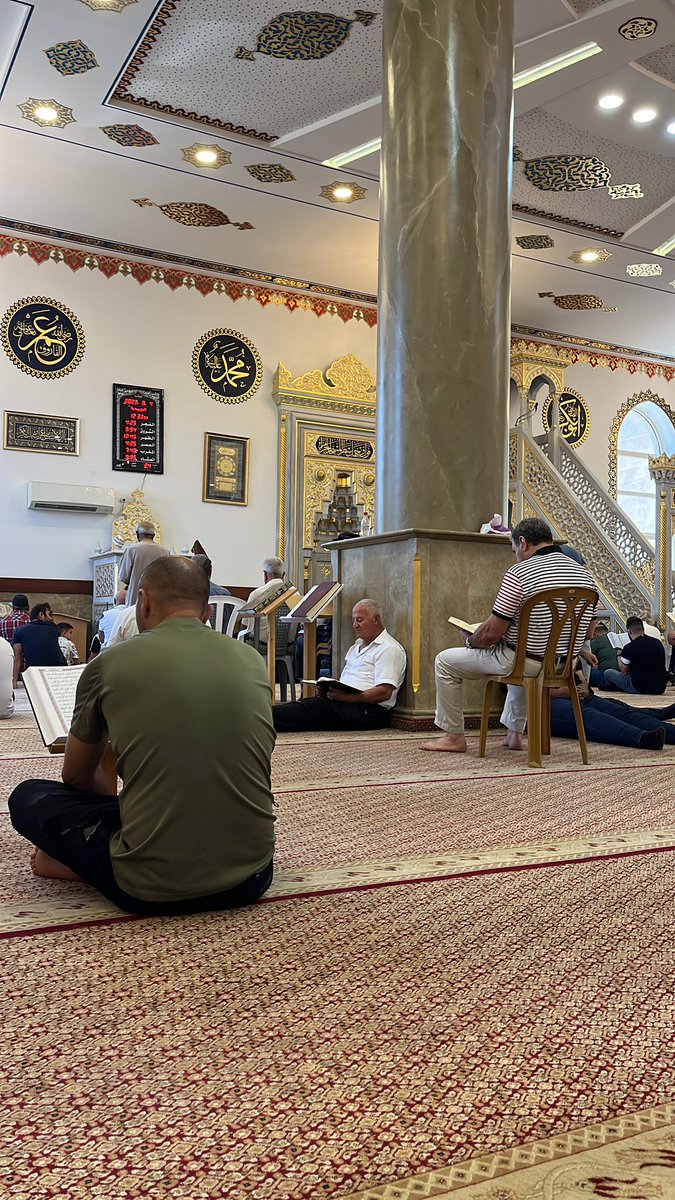 فِي بُيُوتٍ أَذِنَ اللَّهُ أَن تُرْفَعَ وَيُذْكَرَ فِيهَا اسْمُهُ يُسَبِّحُ لَهُ فِيهَا بِالْغُدُوِّ وَالْآصَالِ
#مسجد_قاديروف #أبو_غوش #Abu_Ghosh