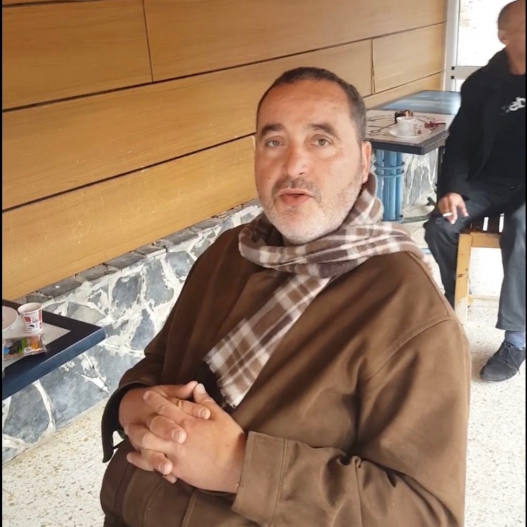 mina_blzg's tweet photo. رحلت من الدنيا لكنك لم ترحل من قلبي فيارب ارحم وجه بشوشا فقدناه واجمعنا به في جنات النعيم اللهم إسقي قبره برحمتك وعفوك وغفرانك يارب أغفر لروح تراها ولا نراها، يارب اللهم اجعل بابا حبيبي من الضاحكين المستبشرين بجنتك الشاربين من حوض نبيك ربي اغفر له وارحمة برحمتك يا أرحم  الراحمين. https://t.co/wl0SYE8rdv