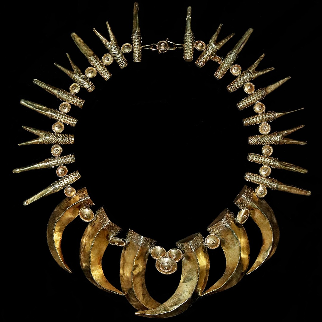 SalcedoAuctions's tweet photo. Celebrated jewelry designer Celia Molano weaves our rich history into every accessory, transforming already historically and culturally significant pieces into wearable art.

The preview continues until tomorrow, Saturday, 5 August, 9 AM-6 PM https://t.co/EE5AtmLF1i