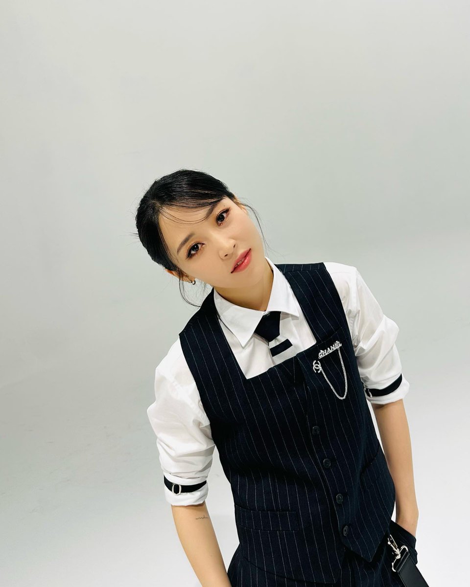 ArabMoonbyul's tweet photo. انستغرام | 230804
تحديث مونبيول بحسابها شخصي:

" بدلة رقص 1theK 🐾"

🔗https://t.co/nA9i85QQ9m

- https://t.co/C2NI8A7P4i