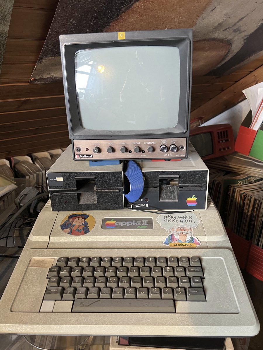 Found my first #computer at my parent's house.
Do you recognize it?
What was your first computer?
Nowadays I tend to spend most of my time with #quantum computers.