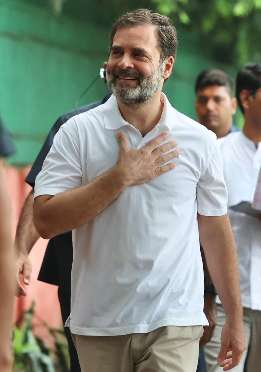 mohamedsheril's tweet photo. രാഹുൽ യോഗ്യൻ💙
#RahulGandhi https://t.co/iG3sPvqEkl