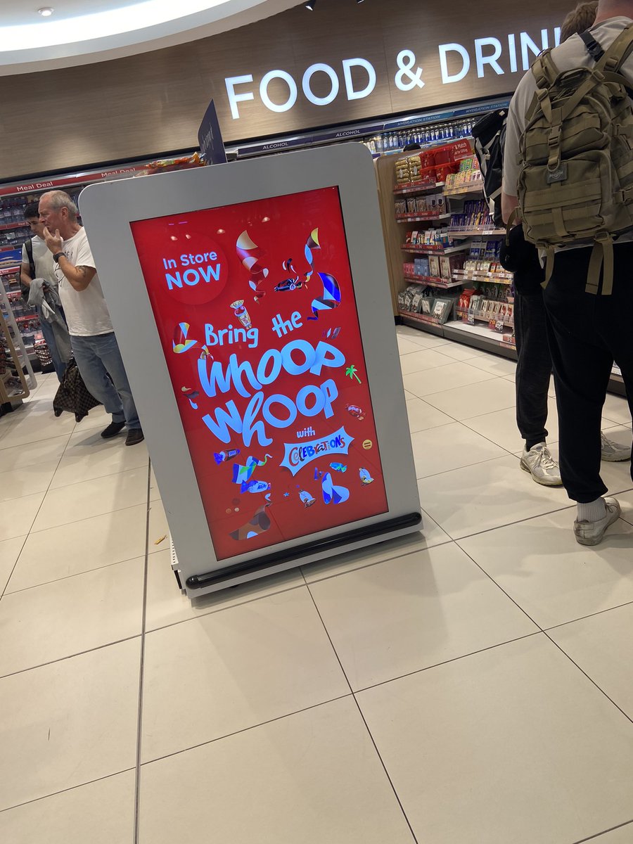 To be continued at the airport ✈️ 🤪 « whoop whoop »
#ADE2023 #family