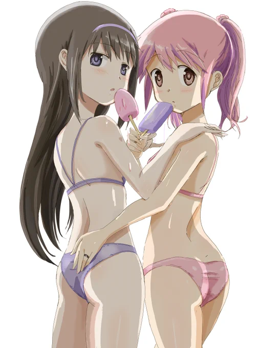 今朝描き上げたアイスまどほむ(水着姿)。
